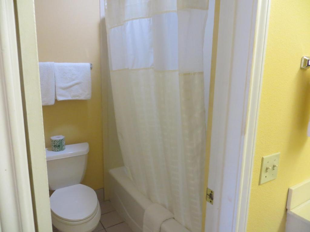 La Grange Executive Inn And Suites Δωμάτιο φωτογραφία